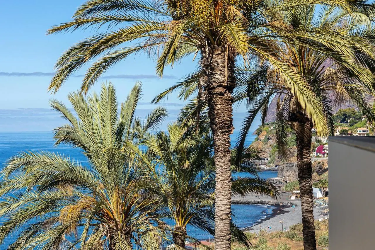 Atlantic Ocean View Apartment Funchal  Funchal (Madeira)